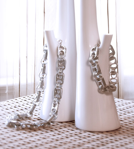/images/public/products/0032_Recycled_Ring_Pull_necklace_by_Escama_Studio_small.jpg