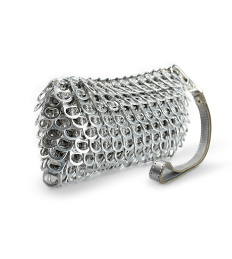 /images/public/products/0035_Recycled_Pop_top_clutch_bag_Puff_by_Escama_Studio_small.jpg