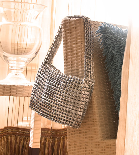 /images/public/products/0037_The_Original_Pop_top_bag_Socorro_by_Escama_Studio_small.jpg